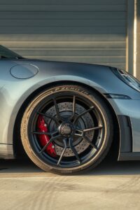 Uued Pirelli P Zero R ja P Zero Trofeo RS. Koostöö vili Porschega