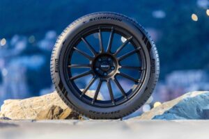 Pirelli toob turule uue põlvkonna SUV-dele mõeldud rehvid